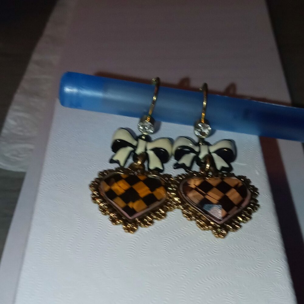 betsey johnson  earring